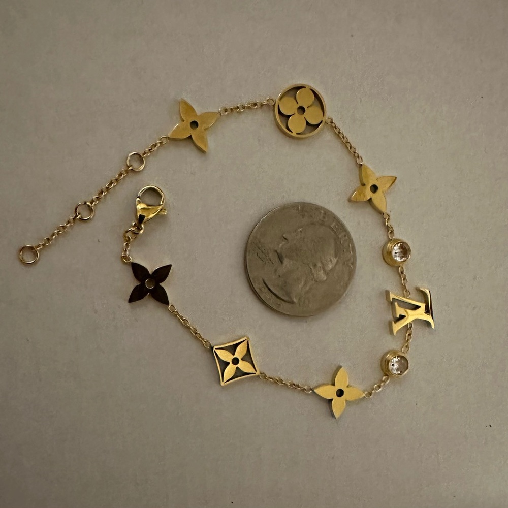 LV logo bracelet - Picture 2 of 3